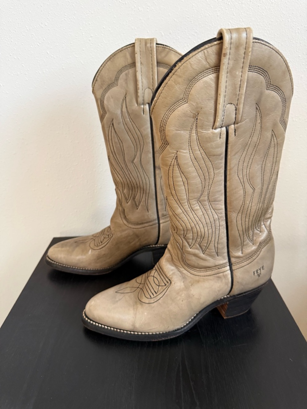 Vintage Frye Women’s Western Boots 6.5B USA
